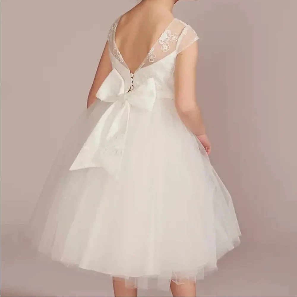 NWT NEVER WORN White' Tulle Flower Girl Dress - Picture 2 of 8
